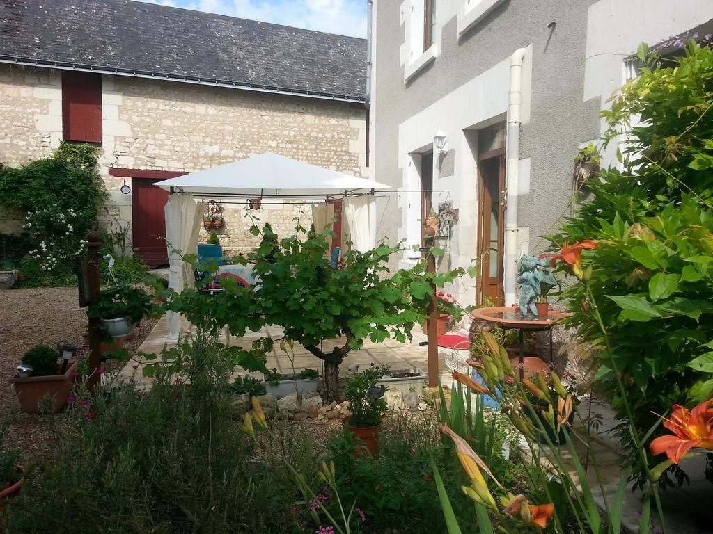 La Cle Des Jardins Bed & Breakfast Nouâtre Eksteriør bilde