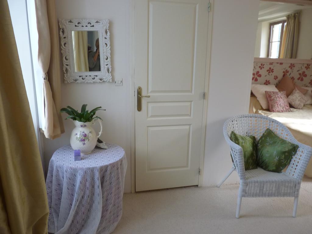 La Cle Des Jardins Bed & Breakfast Nouâtre Rom bilde